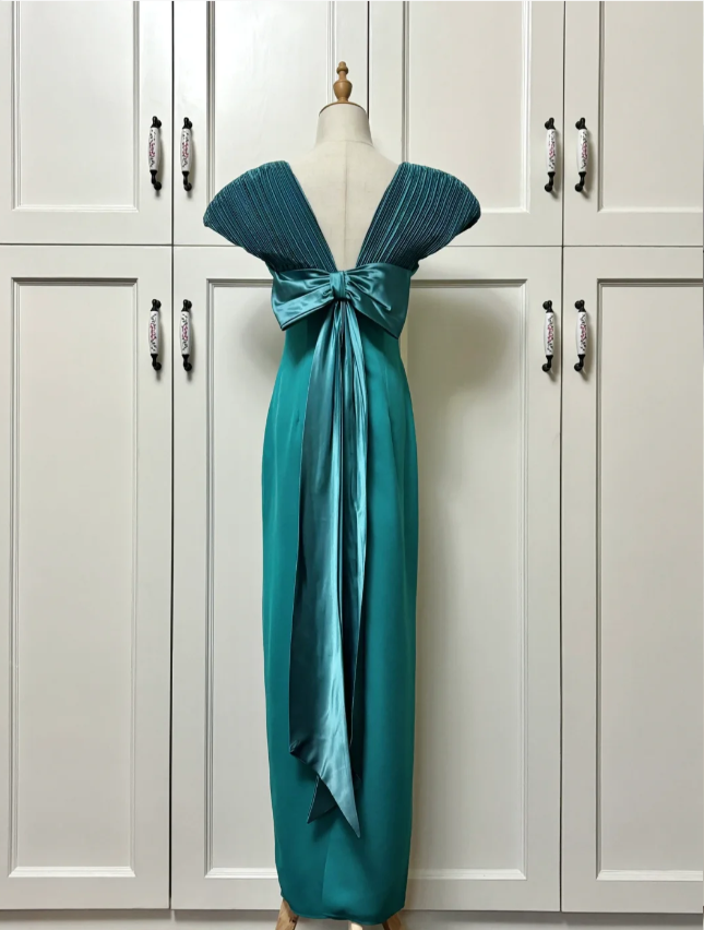 Elegant Teal Bow Fitted Satin Long Formal Prom Dresses
