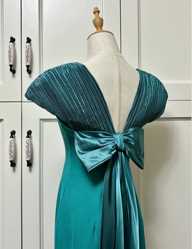 Elegant Teal Bow Fitted Satin Long Formal Prom Dresses