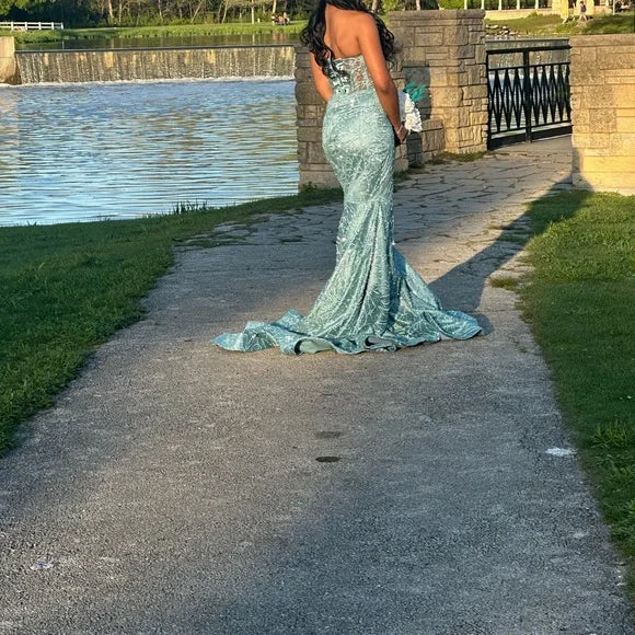 Elegant Teal Strapless Formal Prom Gown