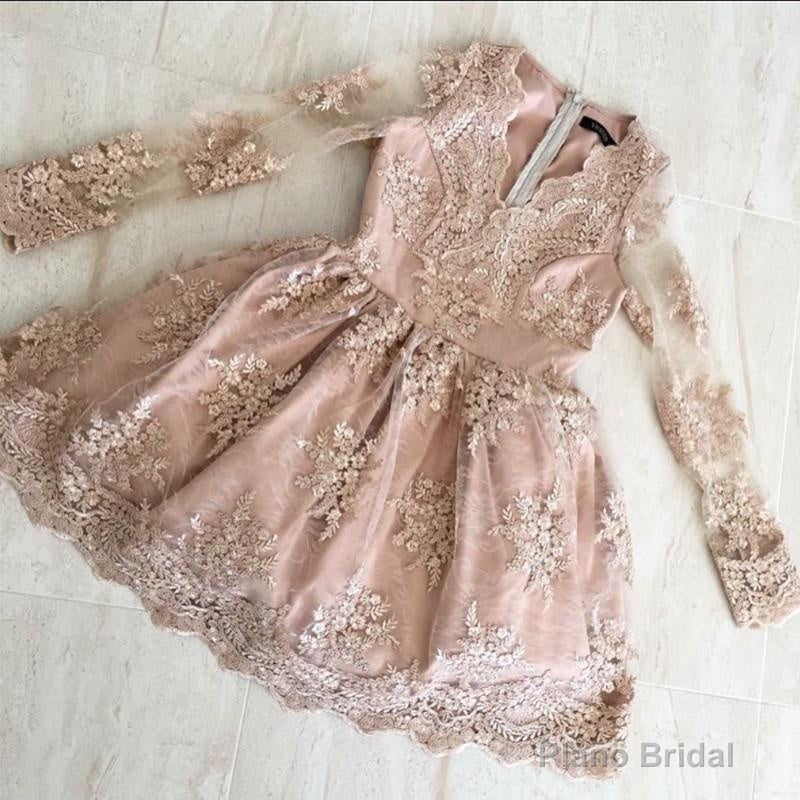 Elegant V Neck Long Sleeves Homecoming Dresses Lace Short Cocktail Dress Main image