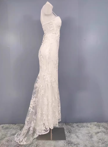 Elegant White Mermaid Spaghetti Strap Lace Slit Long Formal Prom Dresses Secondary image