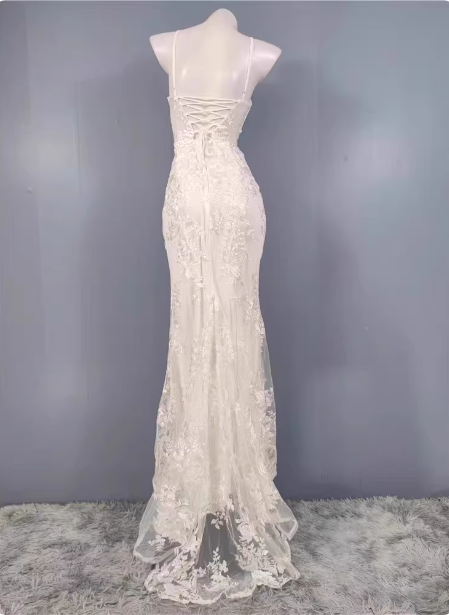 Elegant White Mermaid Spaghetti Strap Lace Slit Long Formal Prom Dresses