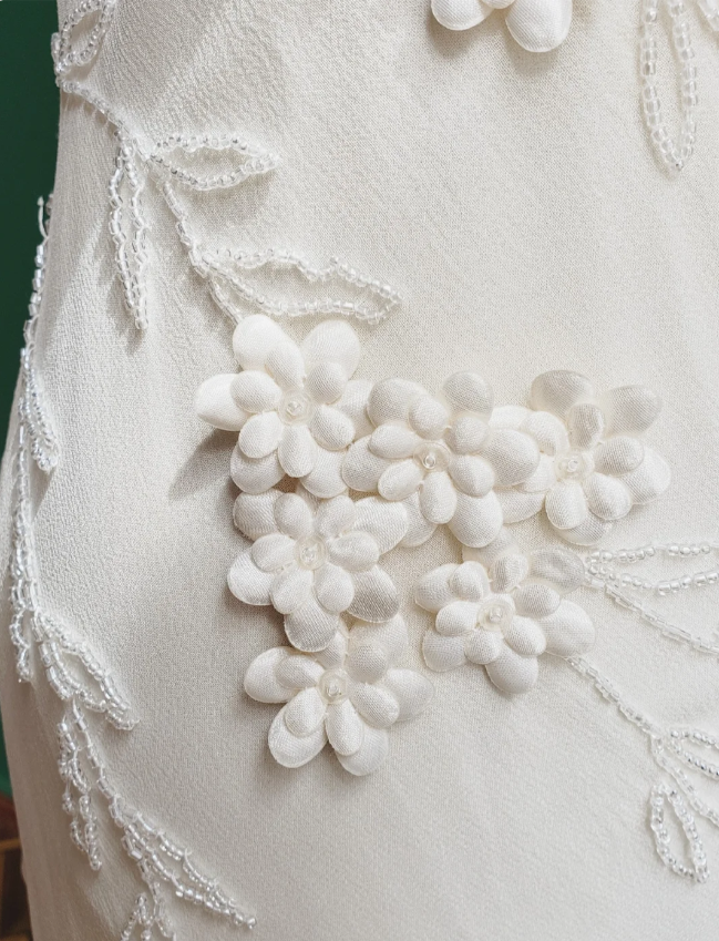 Elegant White Mermaid Spaghetti Strap U-Neck 3D Foral Embroidery Chiffon Formal Prom Dresses