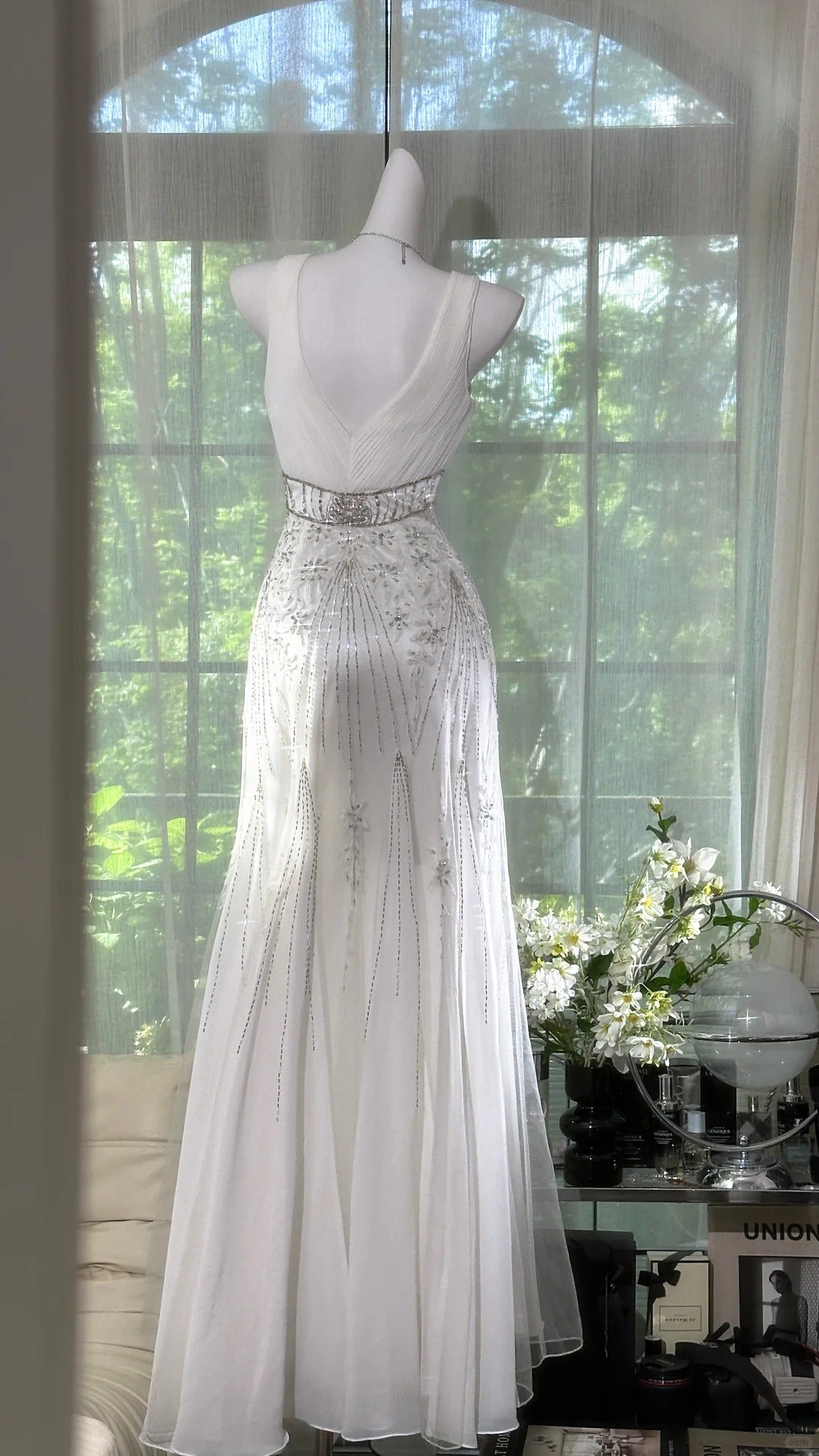 Elegant White Mermaid Strapless V-Neck Beaded Chiffon Long Formal Prom Dresses