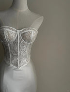Elegant White Mermaid Sweetheart Neckline Lace Satin Long Wedding Dresses