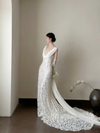 Elegant White Mermaid Train V-Neck Lace Wedding Dresses