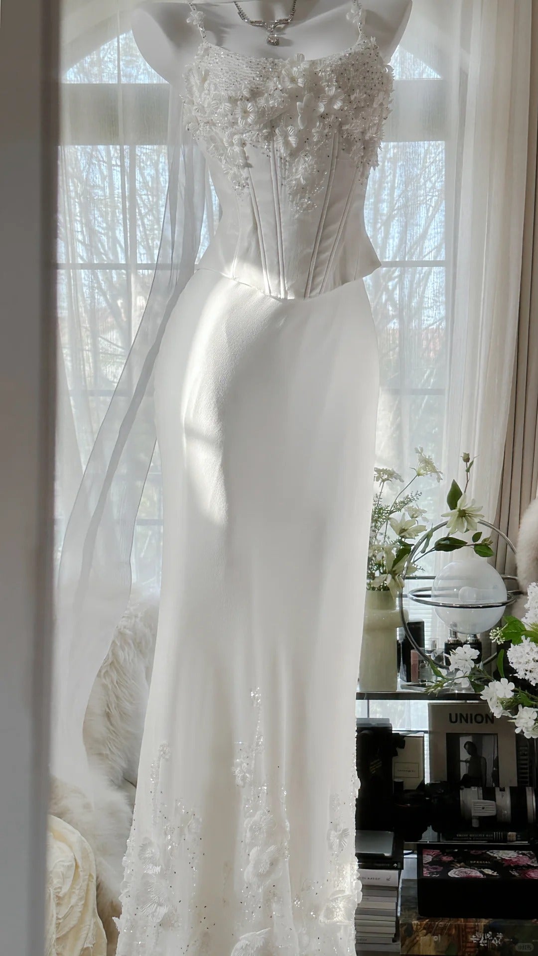 Elegant White Strap Herringbone Beaded Chiffon Prom Gown Formal Prom Dresses Secondary image
