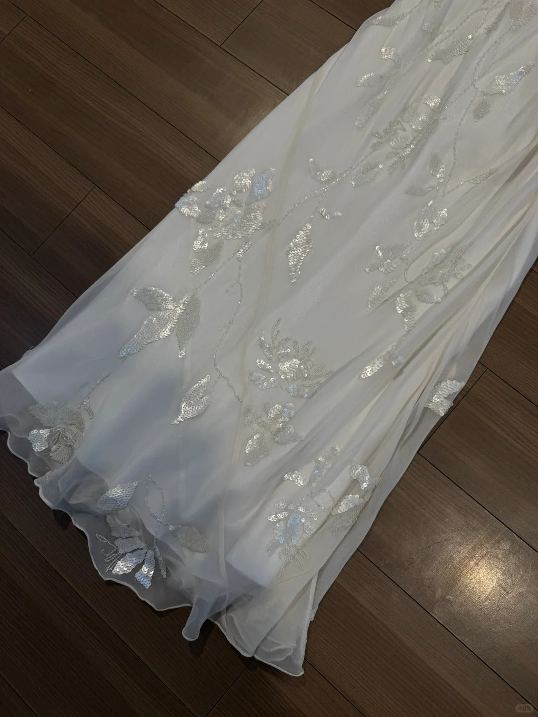 Elegant White Swing Neck Sequin Chiffon Long Formal Prom Dresses