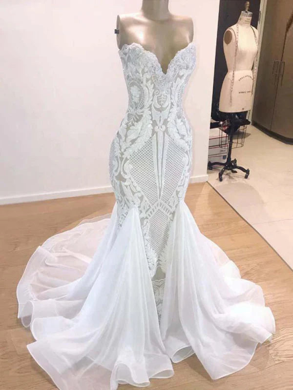 Elegant White V-Neck Mermaid Lace Wedding Dresses Main image