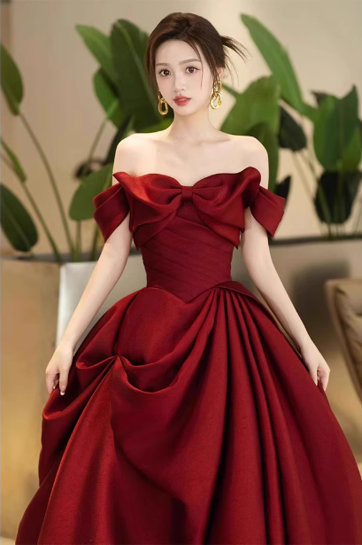 Elegant Burgundy A-Line Off-The-Shoulder Bow-Embellished Satin Long Formal Prom Dresses