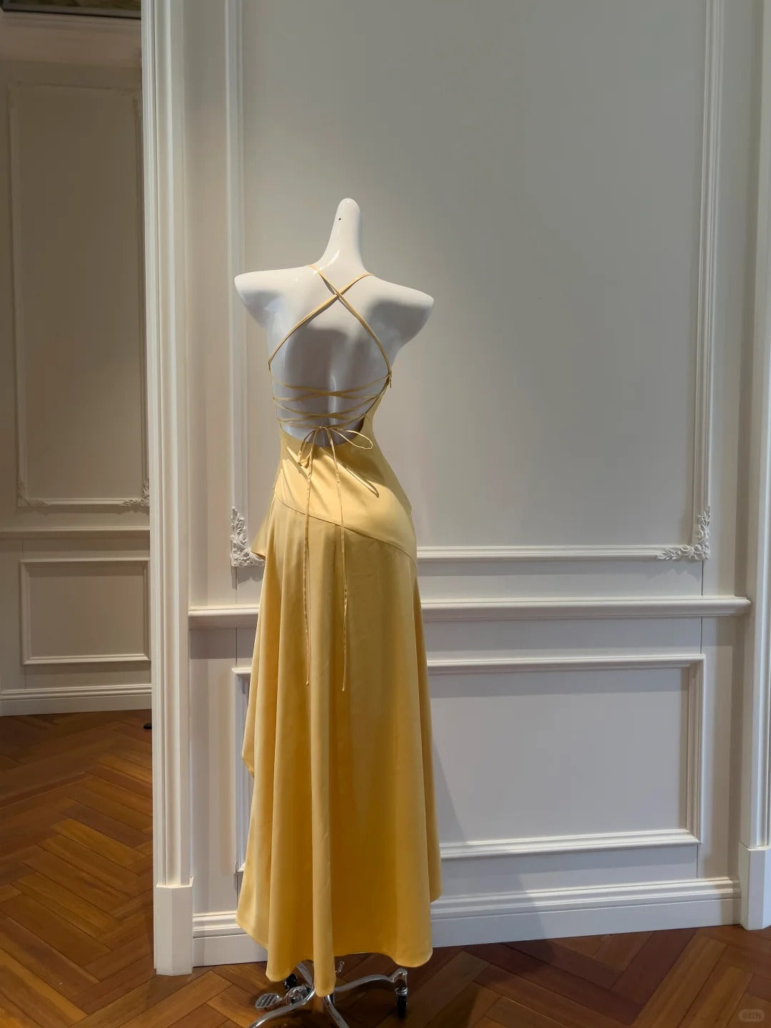 Elegant Yellow Irregular Halter Neck Satin Short Front Long Back Formal Prom Dresses