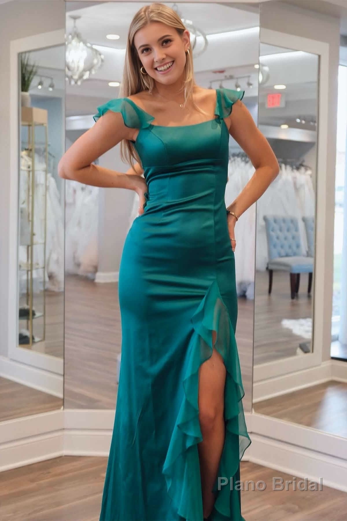 Emerald Green Square Neck Ruffle Slit Prom Dress Main image
