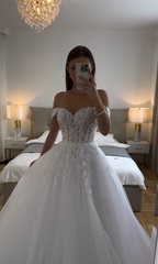 Ethereal Wedding Dresses Ball Gown Off The Shoulder Tulle White Wedding Dresses Bridal Gowns
