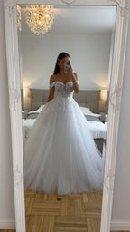 Ethereal Wedding Dresses Ball Gown Off The Shoulder Tulle White Wedding Dresses Bridal Gowns