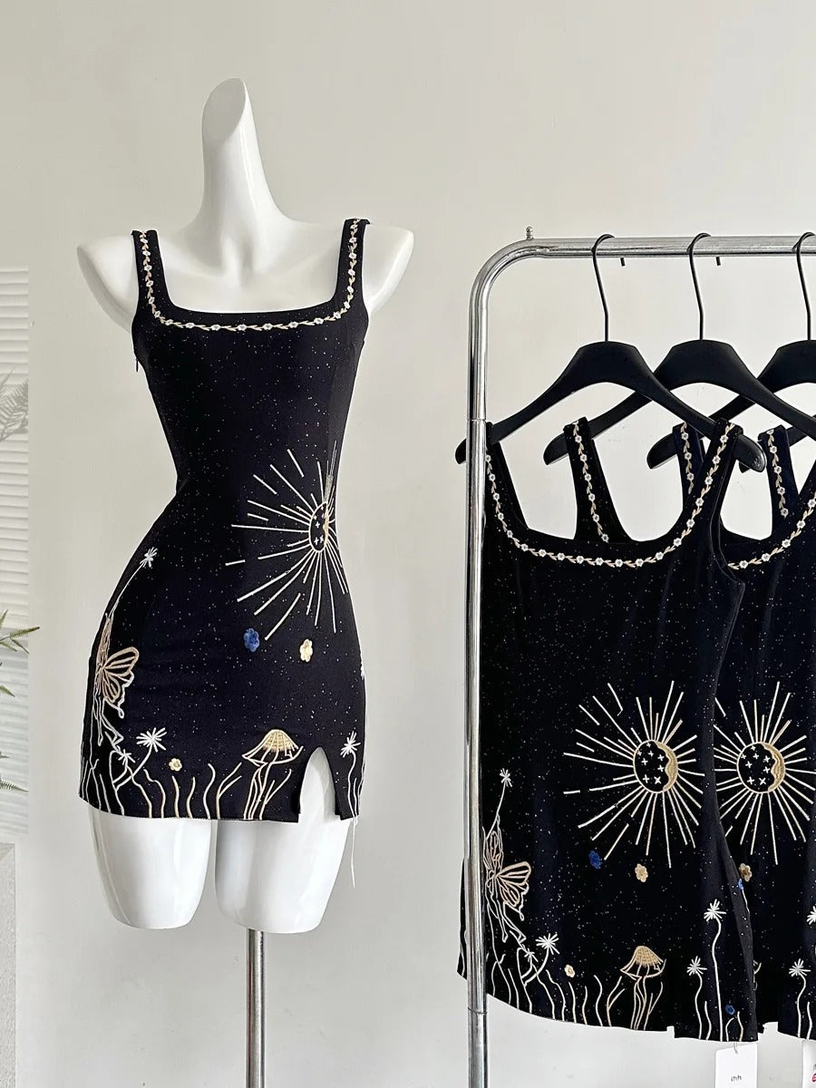 Fantasy Black Embroidered Slim Square Neck Short Birthday Dresses Homecoming Dresses