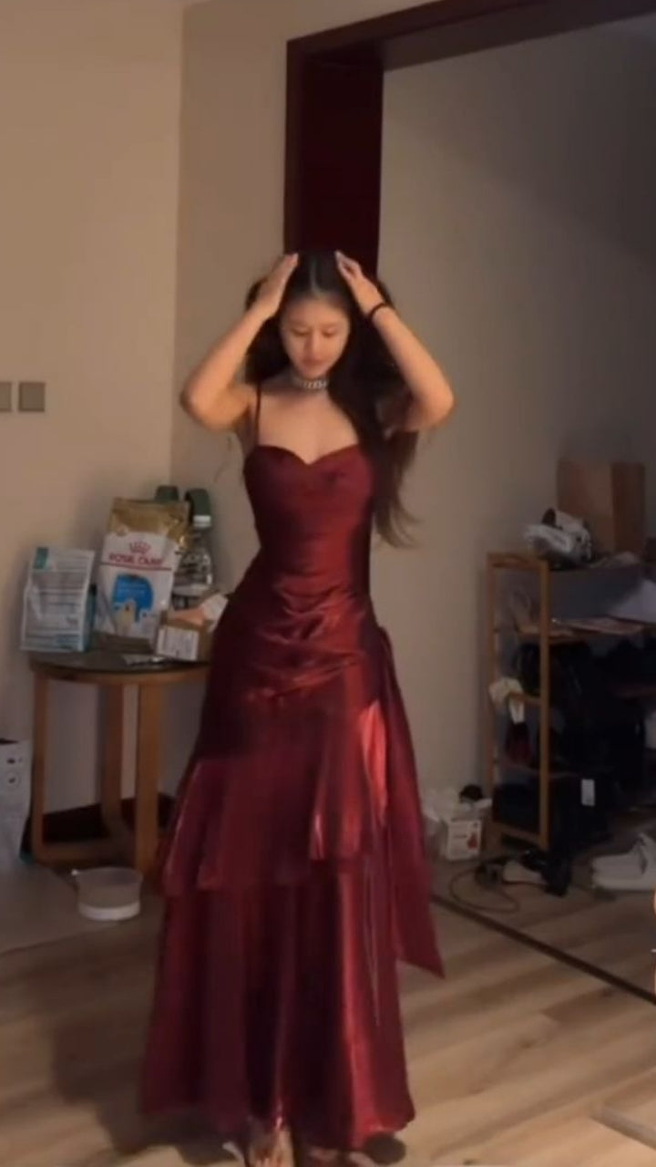 Fashion Burgundy Ruffle Long Formal Prom Dresses Spaghetti Straps Dance Dresses Main image