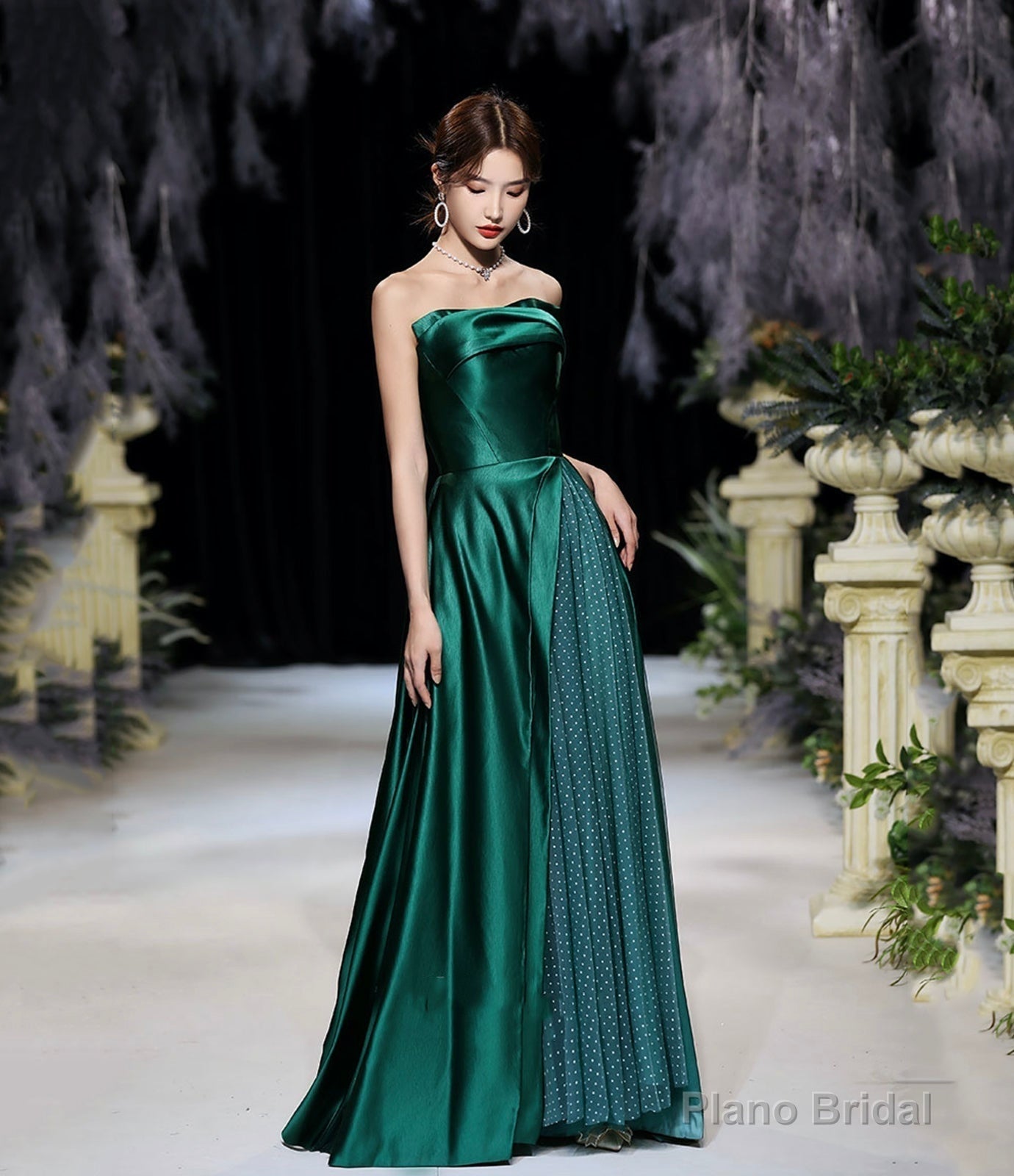 Green satin long prom dress evening dress Secondary image