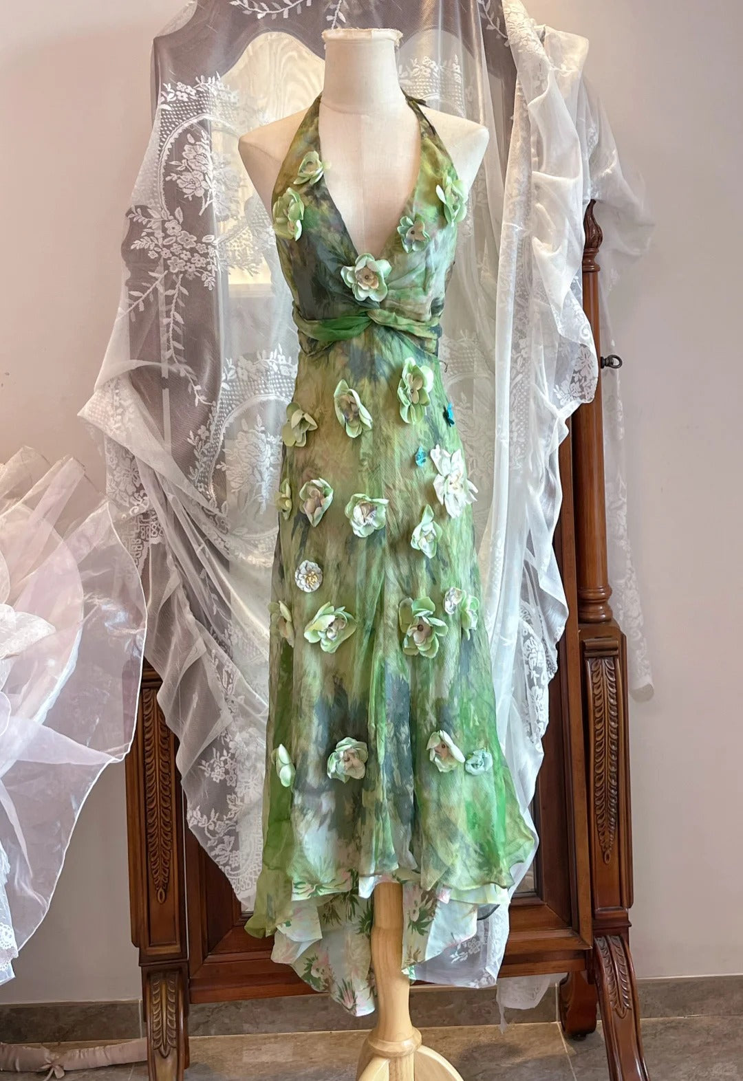 Fresh Green Floral Print Halter Neck Chiffon Formal Prom Dresses