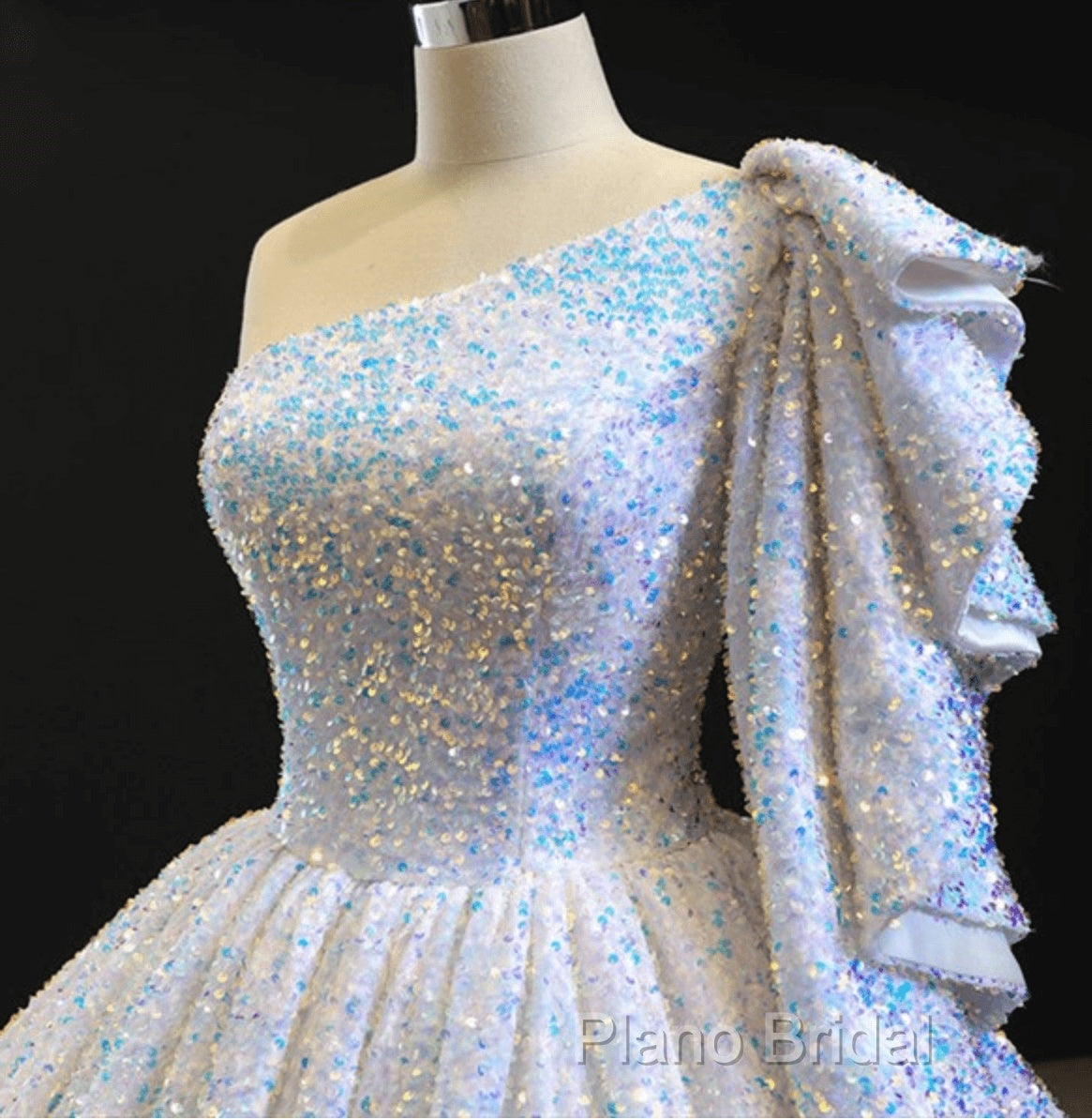 Glitter White Sequin Wedding Dresses One Shoulder Ball Gown Quinceanera Dresses