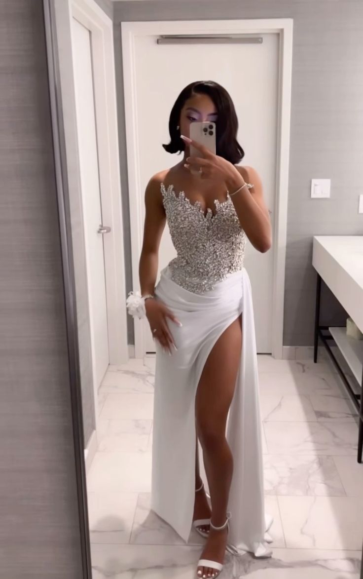 Gorgeous Long White A-Line Formal Prom Dresses With Slit