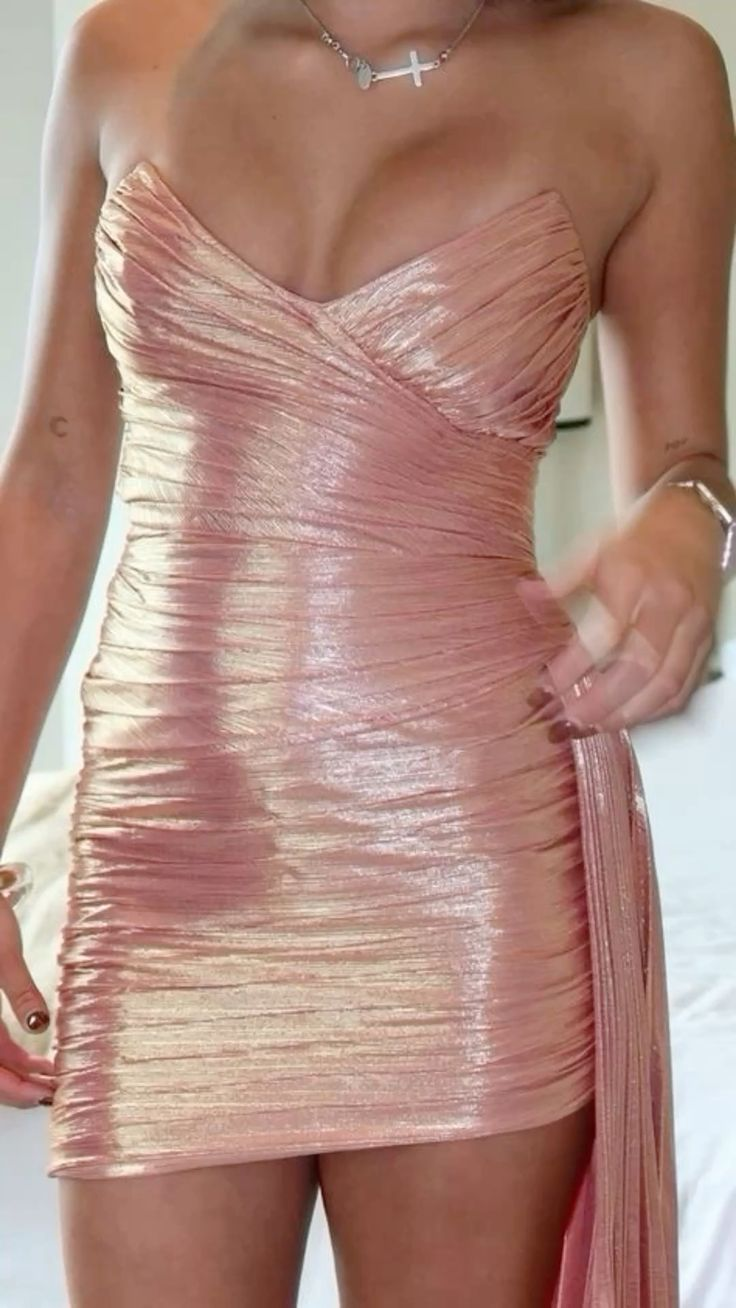 Gorgeous Pink Strapless Satin Pleated Homecoming Dresses Short Birthday Outfits Cocktail Dresses Secondary image