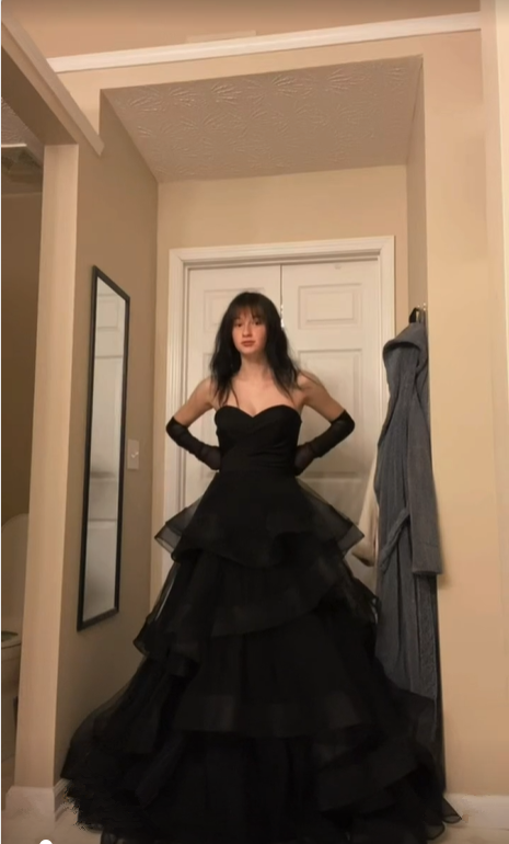 Princess A Line Sweetheart Neck Black Tiered Tulle Long Formal Prom Dresses Formal Evening Dresses