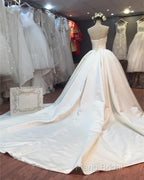 Gorgeous Satin Ball Gowns Strapless Wedding Dresses For Bride