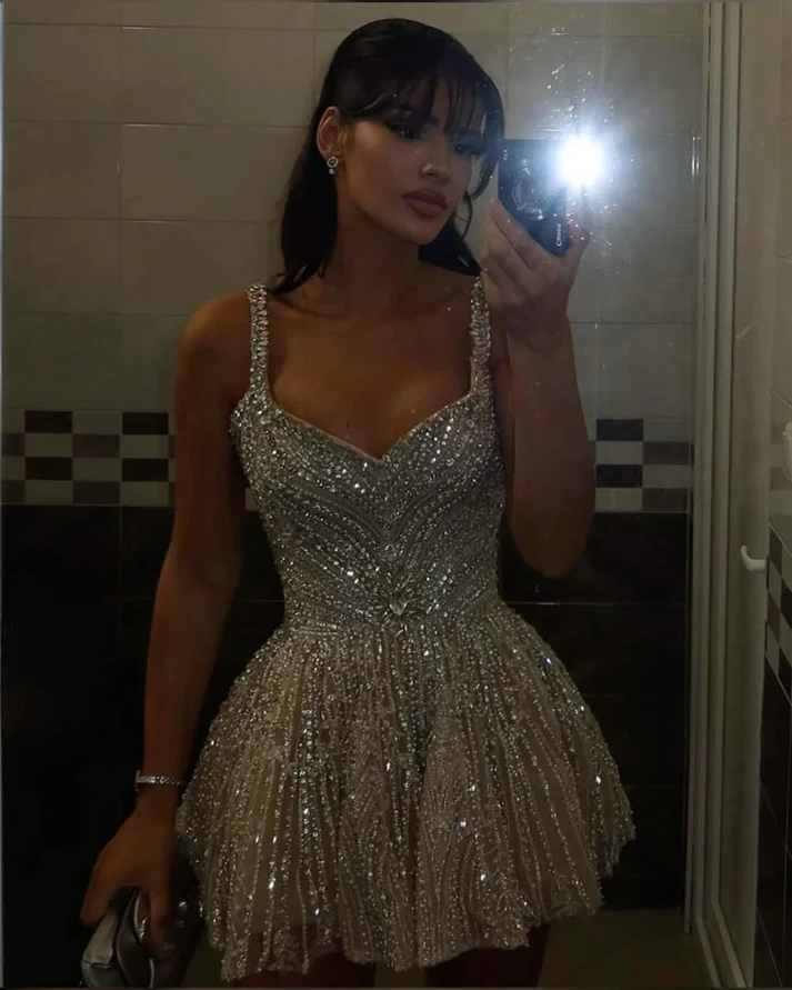 Gorgeous Tulle Beaded A Line Cocktail Dresses Champagne Short Homecoming Dresses