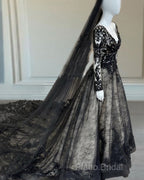 Gothic Black Lace Wedding Dresses Long Sleeves