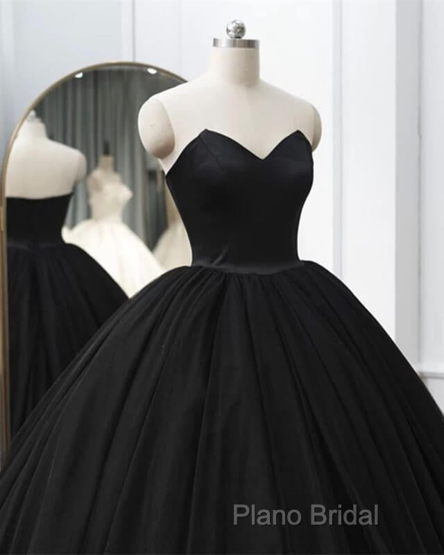 Gothic Black Strapless Quinceanera Dresses Ball Gown