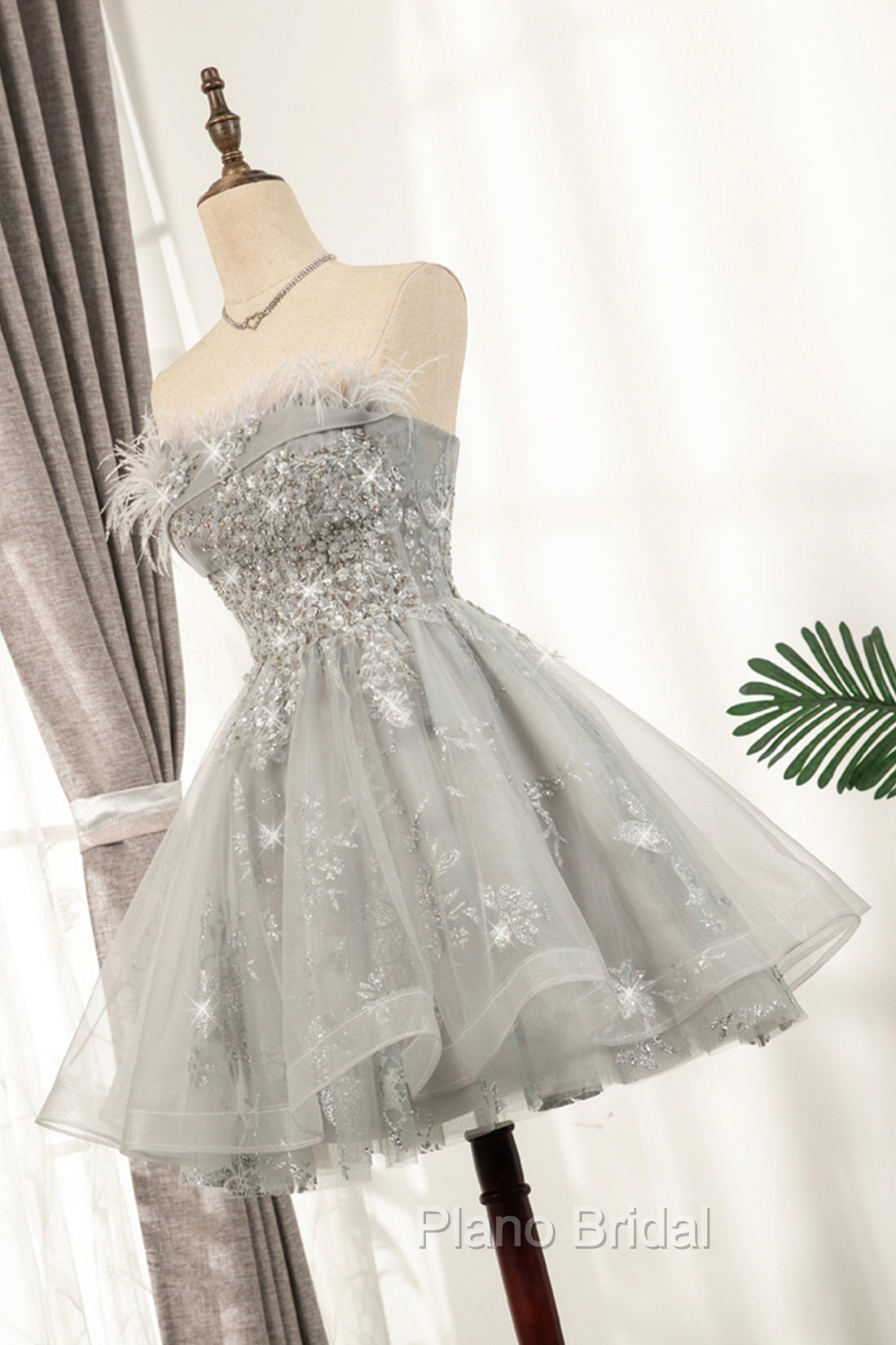 Gray Strapless Tulle Short Formal Prom Dresses with Sequins, Cute A-Line Party Dresses Main image