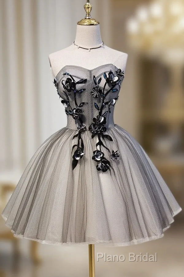 Gray Sweetheart Neck Tulle Lace Short Formal Prom Dresses, Cute Homecoming Dresses Main image