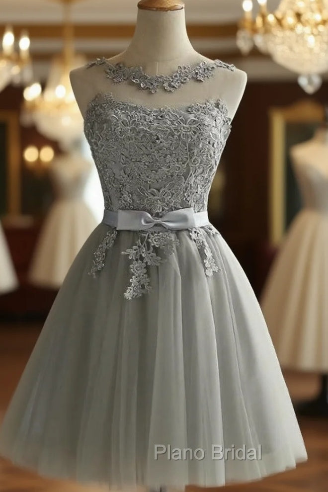 Gray Tulle Lace Short Homecoming Dresses Main image