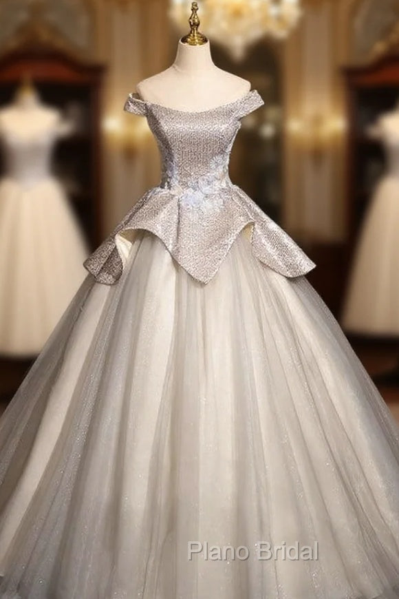 Gray Tulle Sequins Appliques Off the Shoulder Quinceanera Dresses Main image