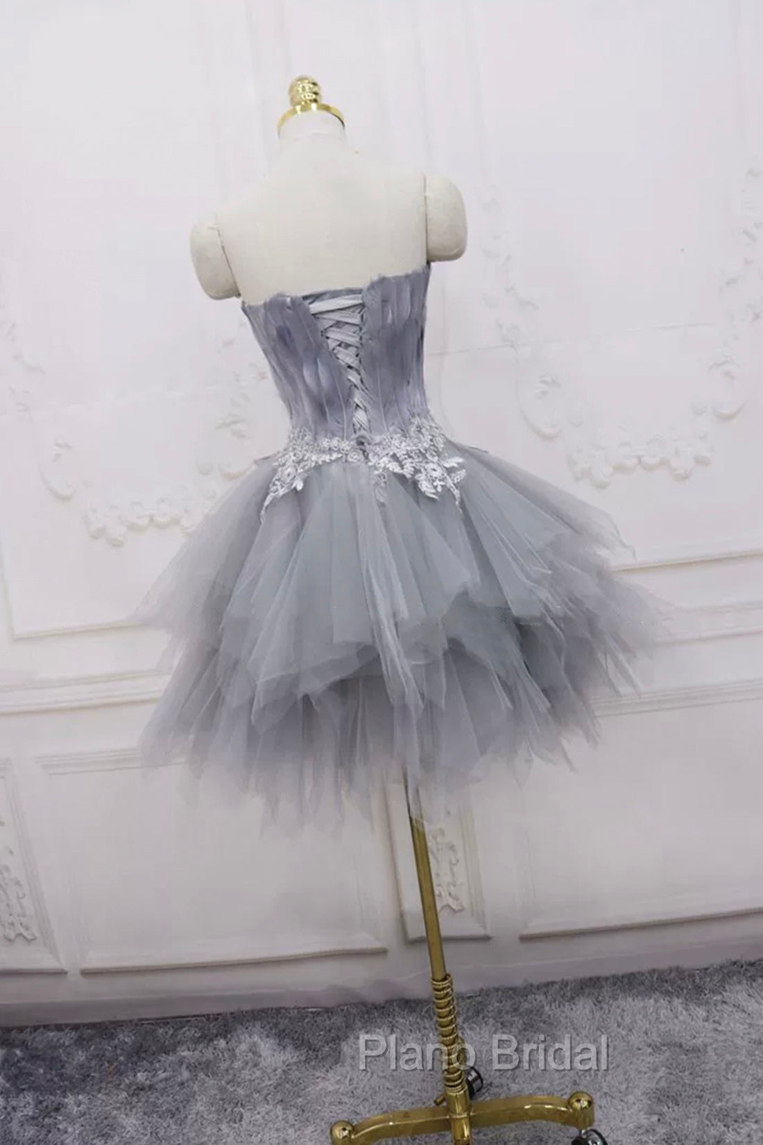 Gray Tulle Short Formal Prom Dresses with Feather, Chic A-Line Strapless Party Dresses
