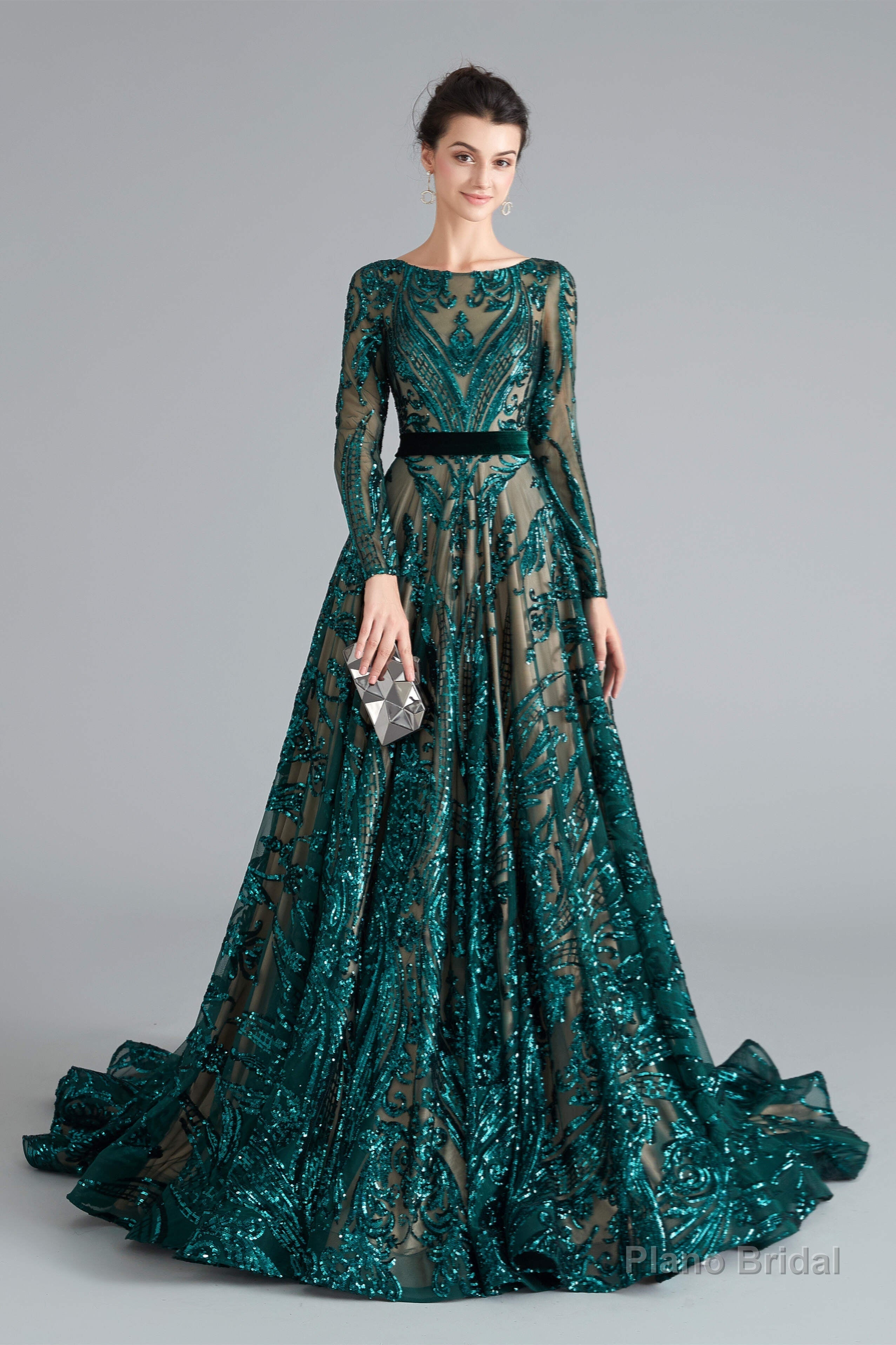 A-Line Luxury Sequins Long Sleeve Backless Prom Dresses