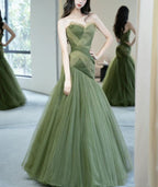 Green Beautiful Elegant Long Tulle Off-Shoulder Ball Gown Formal Evening Dresses