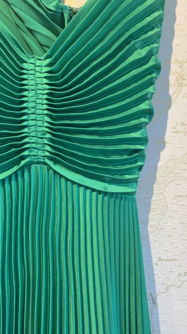 Green Long Pleated Formal Prom Formal Evening Dresses