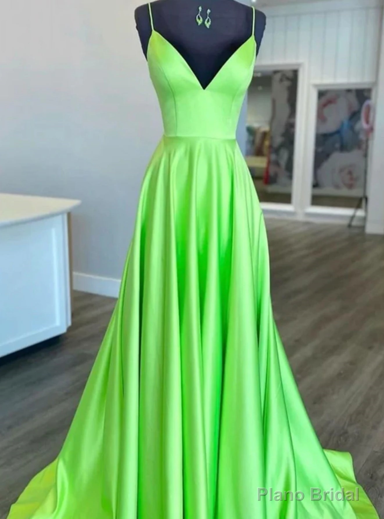 Green Satin Spaghetti Straps Prom Dress Main image