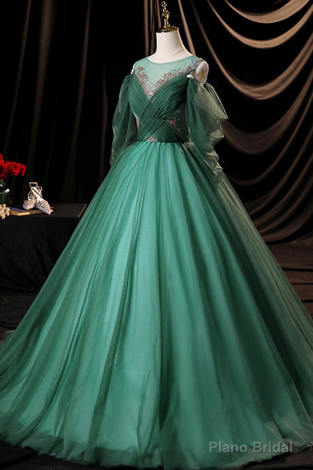 Green Scoop Neckline Tulle Formal Evening Dress, A-Line Long Sleeve Prom Dress Main image