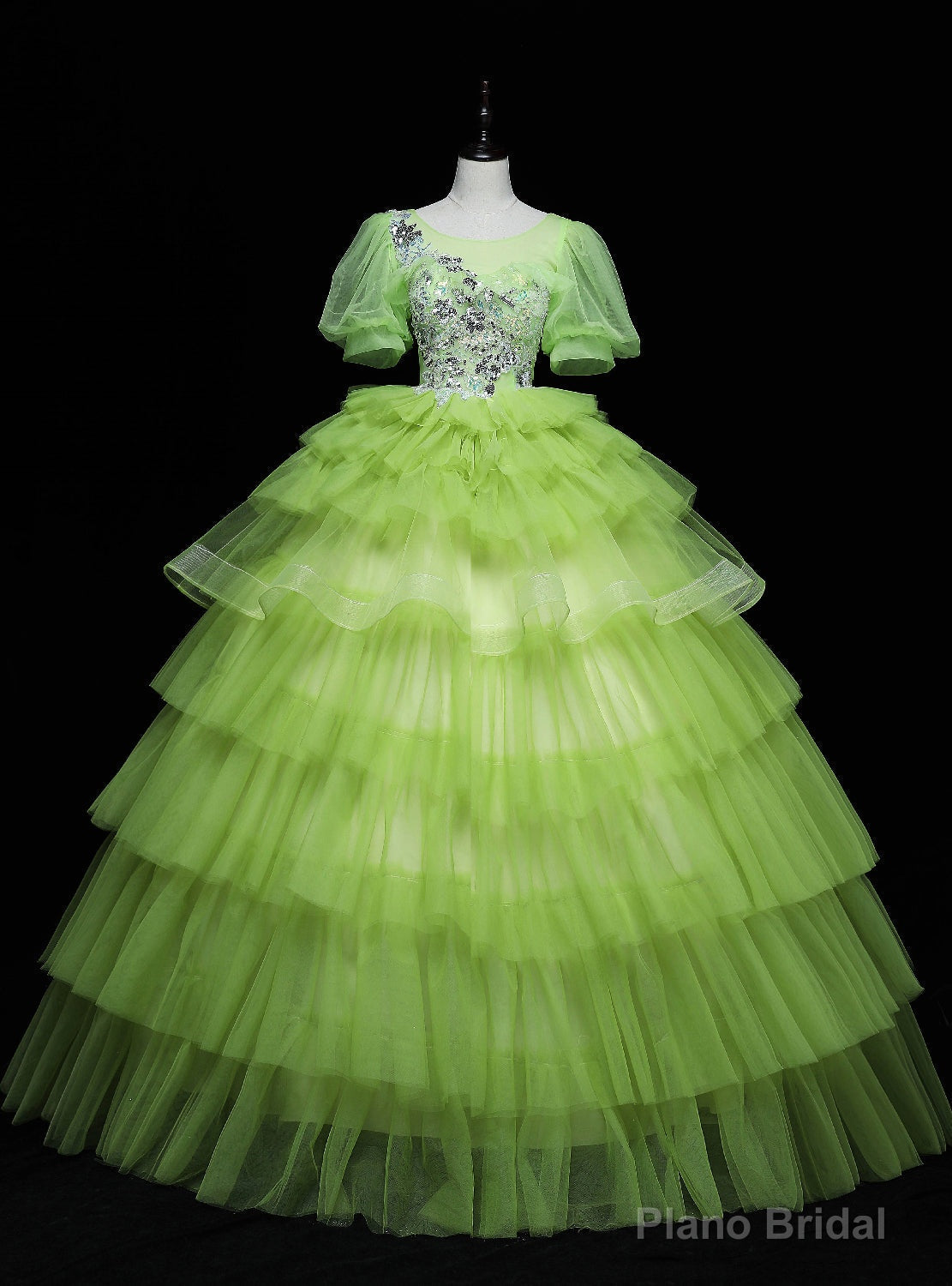 Green Tulle Tiers Puff Sleeve Appliques Quinceanera Dress Main image