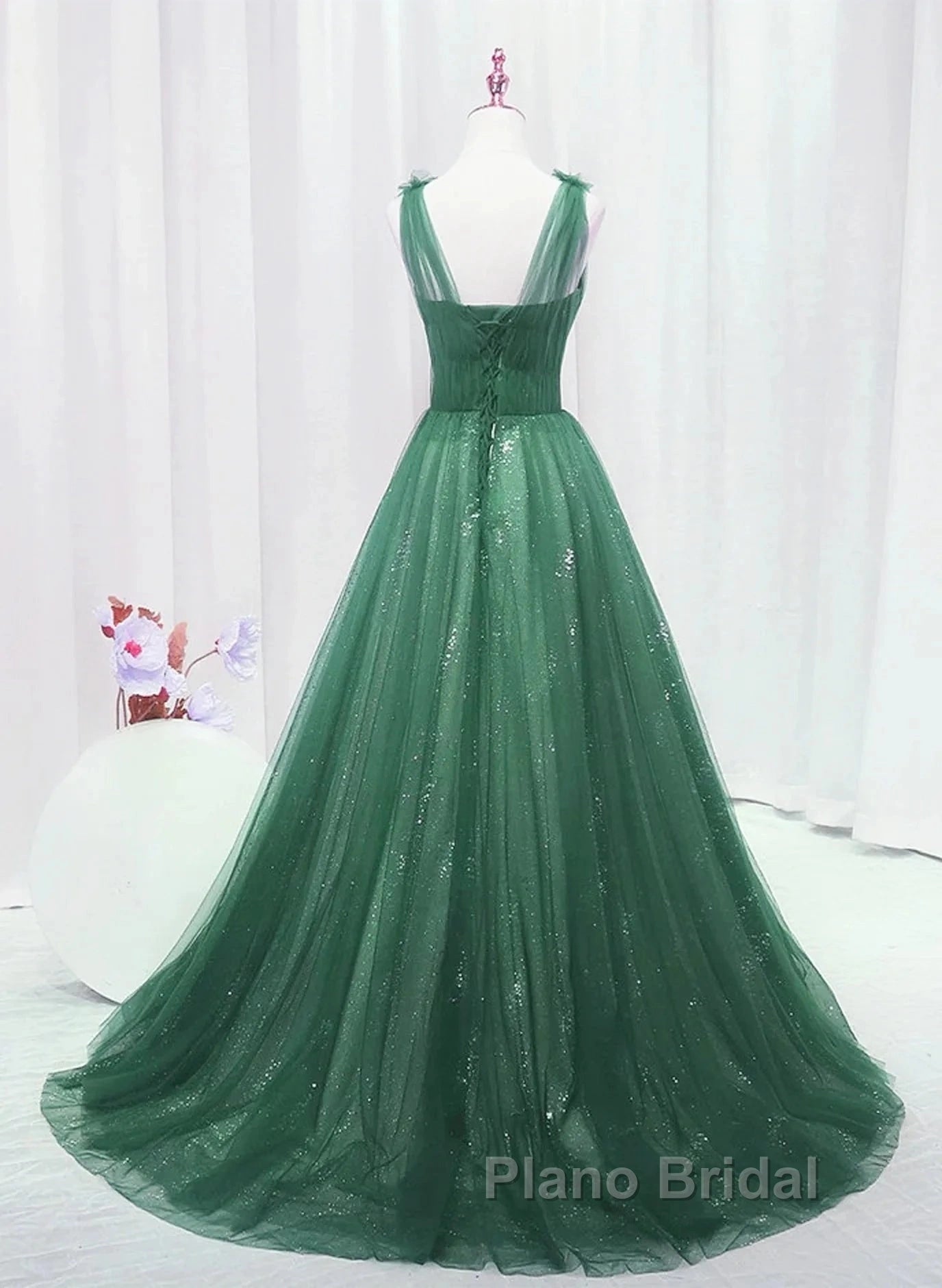 Green Tulle V Neck Beading Appliques Formal Prom Dresses