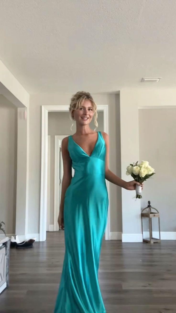 Vintage Satin V-Neck Mermaid Elegant Long Formal Evening Dresses Party Dresses Formal Prom Dresses