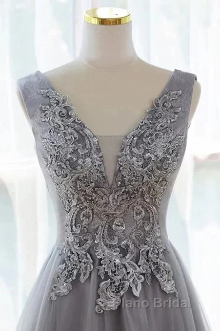 Grey A-Line Tulle With Lace Long Formal Dresses V-Neckline Formal Prom Dresses Sleeveless December Wedding Guest Dresses