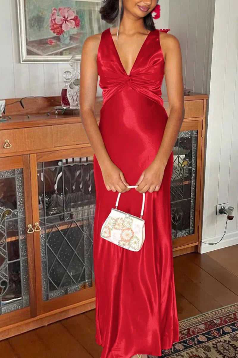 Halter V-Neck Formal Prom Dresses Pleated Satin Sleeveless Long Formal Prom Party Dresses
