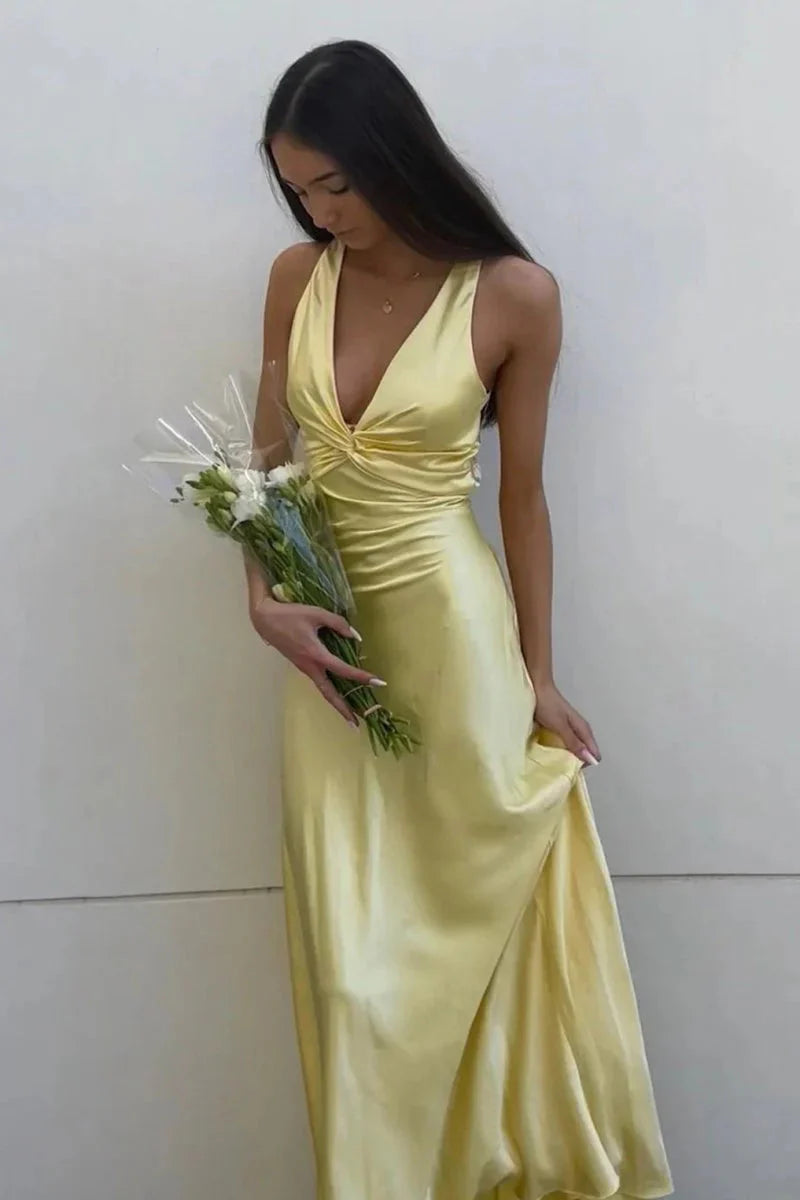 Halter V-Neck Formal Prom Dresses Pleated Satin Sleeveless Long Formal Prom Party Dresses