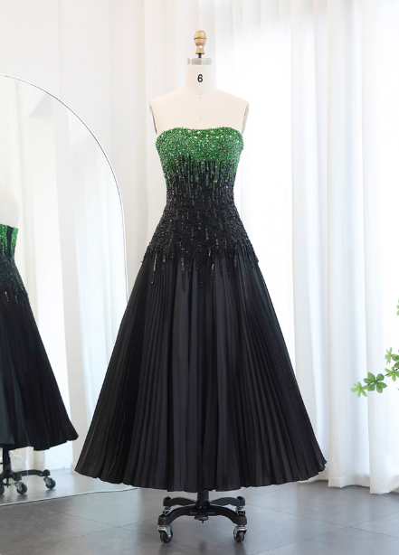 High-End Black And Green Color-Block A-Line Strapless Sequin Satin Long Formal Prom Dresses Main image