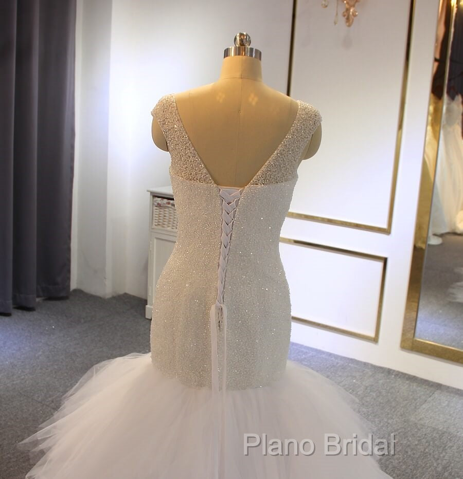 Hot Straps Mermaid Sequin Tulle White Wedding Dresses V Neck With Beadings