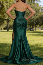 Hunter Green Mermaid Sweetheart Corset Long Prom Dress with Slit