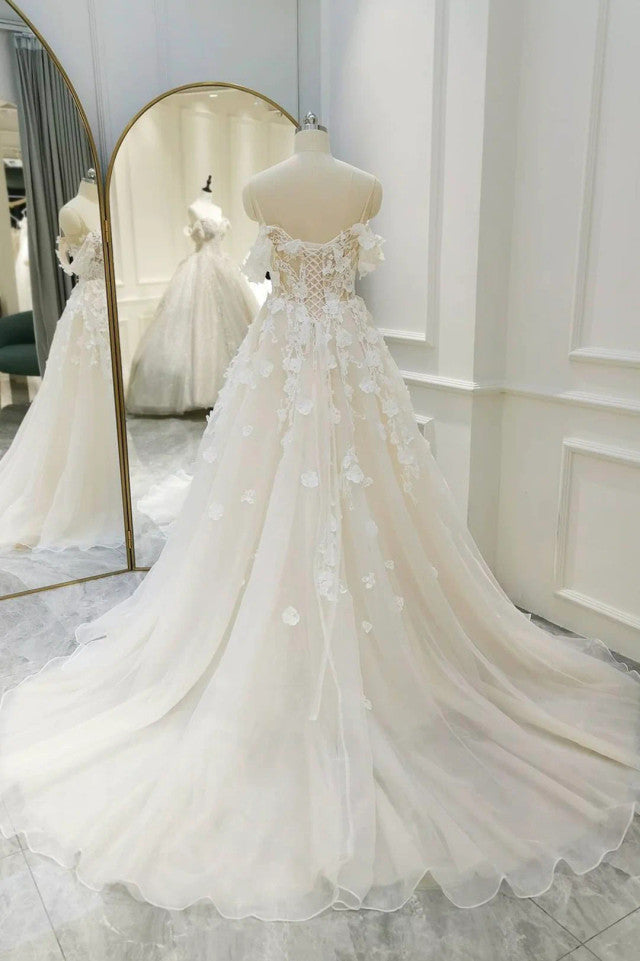 Ivory Tulle Off the Shoulder Appliques Wedding Dresses